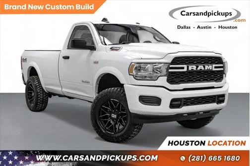 2022 RAM 2500 Tradesman Regular Cab 4x4 8' Box