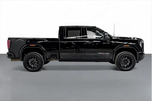 2024 GMC Sierra 2500 AT4