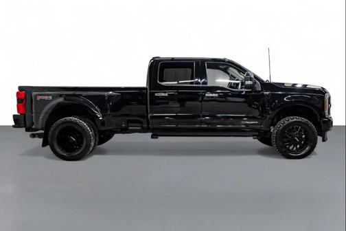 2023 Ford F-350 Lariat
