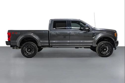 2017 Ford F-250 Platinum