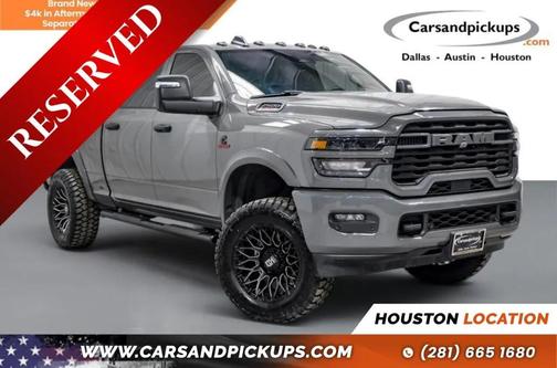 Ceramic Gray Clearcoat 2026 RAM 2500 Tradesman Crew Cab 4x4 6'4' Box