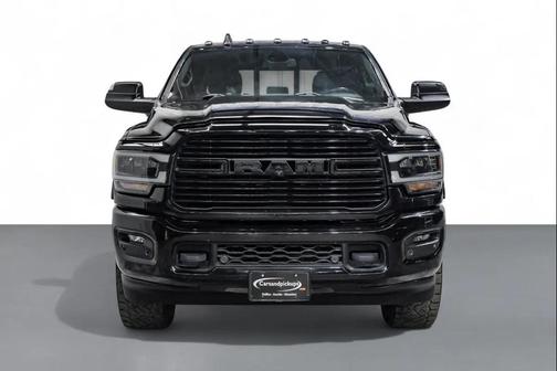 2022 RAM 2500 Laramie Crew Cab 4x4 6'4' Box