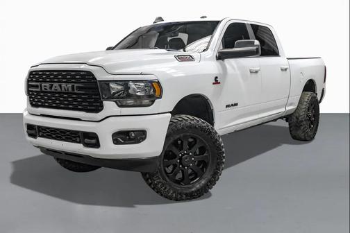 2022 RAM 2500 Big Horn Crew Cab 4x4 6'4' Box