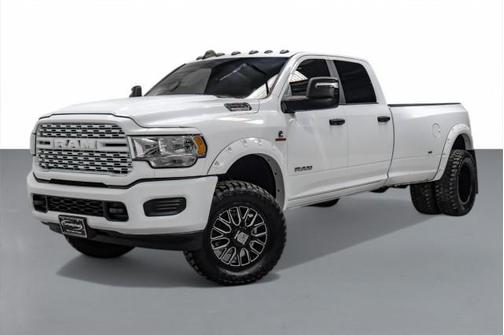 2023 RAM 3500 Big Horn Crew Cab 4x4 8' Box