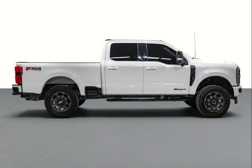 OXFORD WHITE 2024 Ford F-250 Lariat
