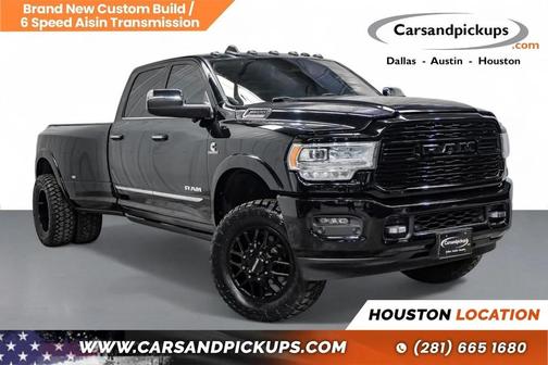 2022 RAM 3500 Limited Crew Cab 4x4 8' Box