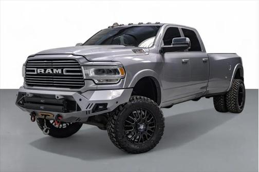 2022 RAM 3500 Laramie Crew Cab 4x4 8' Box