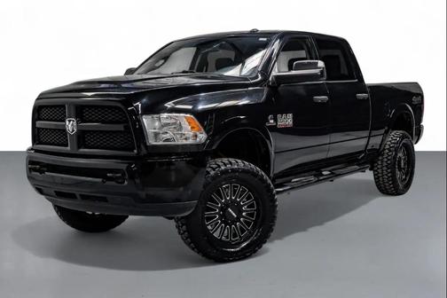 2018 RAM 2500 Tradesman Crew Cab 4x4 6'4' Box