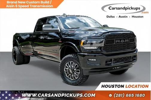2022 RAM 3500 Limited Crew Cab 4x4 8' Box