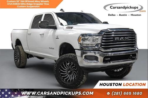 Bright White Clearcoat 2022 RAM 2500 Big Horn Crew Cab 4x4 6'4' Box