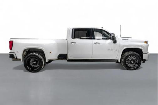 2022 Chevrolet Silverado 3500 High Country