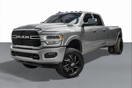 2022 RAM 3500 Laramie Crew Cab 4x4 8' Box
