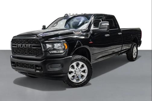 2023 RAM 2500 Tradesman Crew Cab 4x4 8' Box