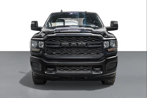 2023 RAM 2500 Tradesman Crew Cab 4x4 8' Box