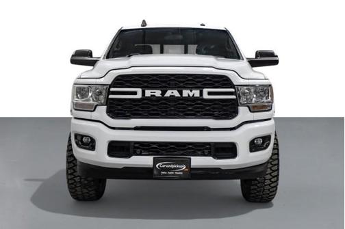 2022 RAM 2500 Tradesman Crew Cab 4x4 6'4' Box