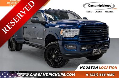 Patriot Blue Pearlcoat 2022 RAM 3500 Longhorn