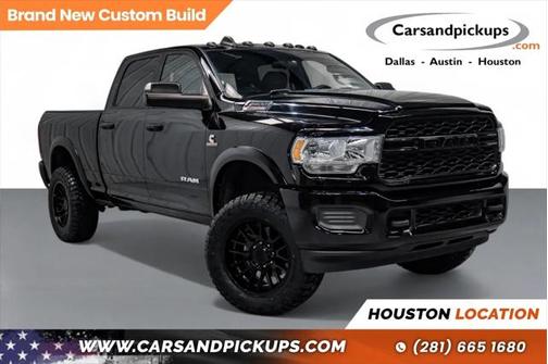2022 RAM 2500 Tradesman Crew Cab 4x4 6'4' Box