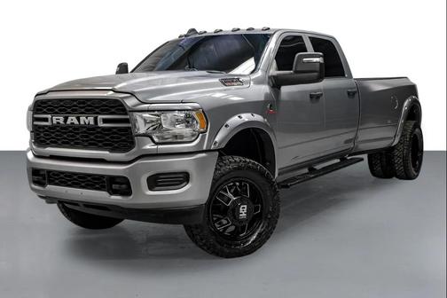 Billet Silver Metallic Clearcoat 2023 RAM 3500 Tradesman Crew Cab 4x4 8' Box