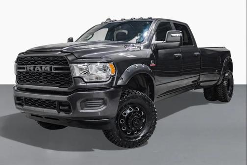 2024 RAM 3500 Tradesman Crew Cab 4x4 8' Box