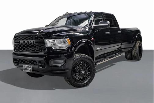 2020 RAM 3500 Tradesman Crew Cab 4x4 8' Box