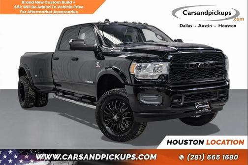 2020 RAM 3500 Tradesman Crew Cab 4x4 8' Box