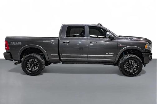 2022 RAM 2500 Limited Crew Cab 4x4 6'4' Box