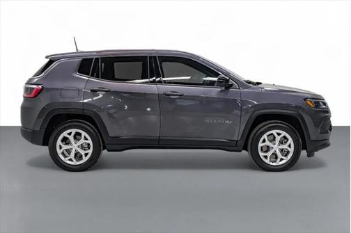 2024 Jeep Compass Sport
