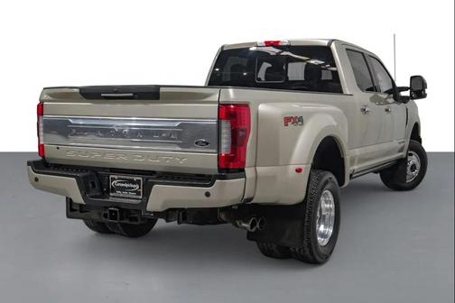 WHITE GOLD 2018 Ford F-350 Platinum