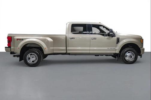 WHITE GOLD 2018 Ford F-350 Platinum