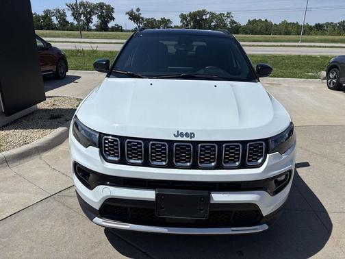 Bright White Clearcoat 2025 Jeep Compass Limited