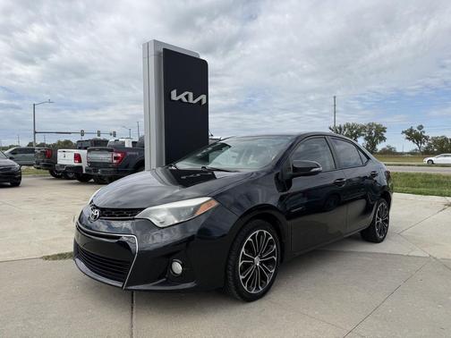 2015 Toyota Corolla S Premium