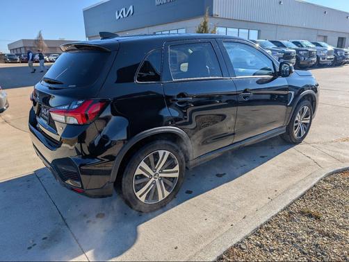 2024 Mitsubishi Outlander Sport SE