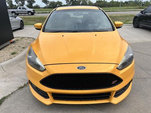2016 Ford Focus ST ST