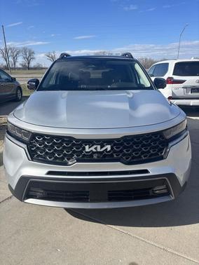 Sparkling Silver 2022 Kia Sorento SX