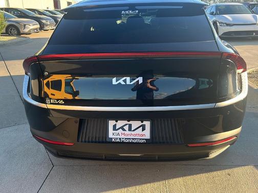 2024 Kia EV6 Light Long Range