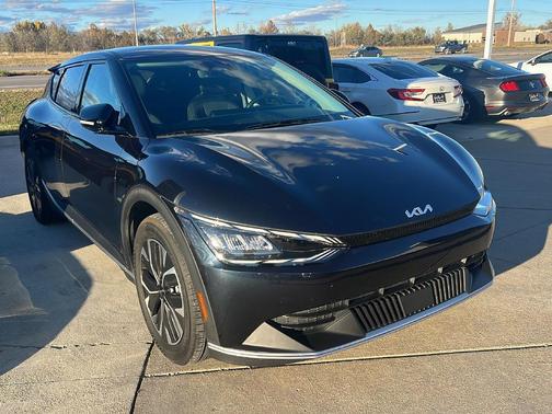 2024 Kia EV6 Light Long Range