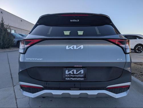 2025 Kia Sportage EX