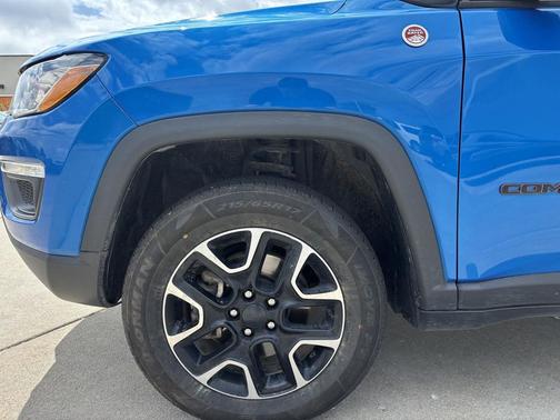 Laser Blue Pearlcoat 2020 Jeep Compass Trailhawk