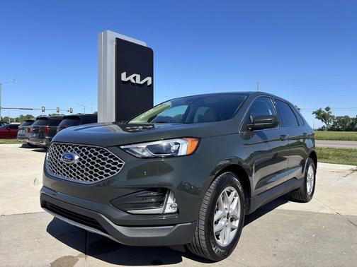 Forged Green Metallic 2024 Ford Edge SEL