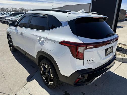 2024 Kia Seltos EX