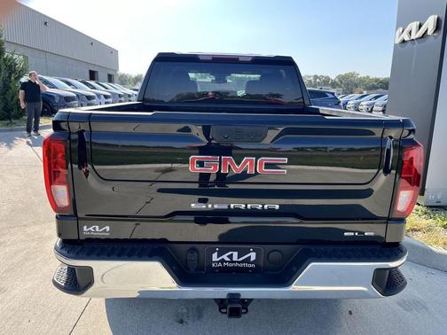 2024 GMC Sierra 1500 SLE