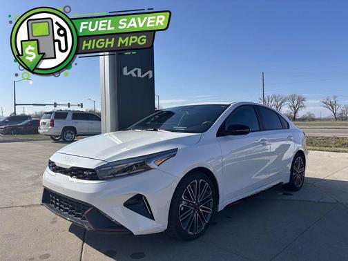 Snow White Pearl 2023 Kia Forte GT