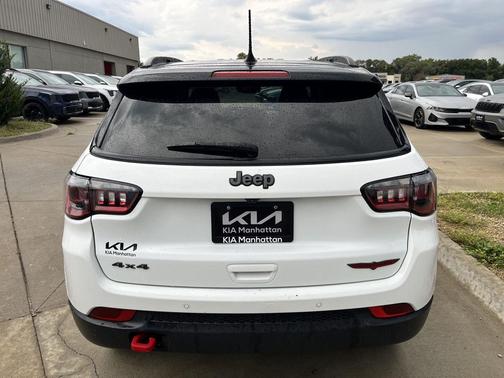 2023 Jeep Compass Trailhawk