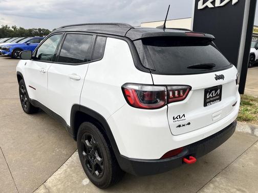 2023 Jeep Compass Trailhawk