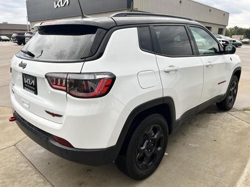 2023 Jeep Compass Trailhawk