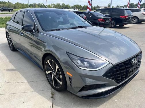 2022 Hyundai SONATA SEL Plus