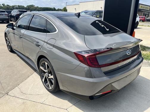 2022 Hyundai SONATA SEL Plus
