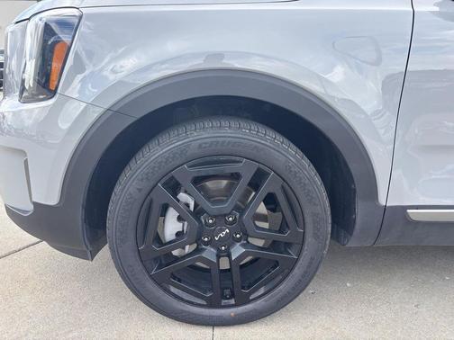 Wolf Gray 2023 Kia Telluride SX X-Line