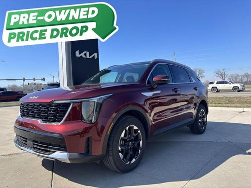 Dawning Red 2025 Kia Sorento S