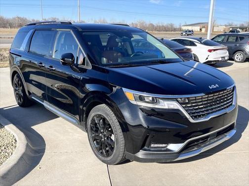 2022 Kia Carnival SX